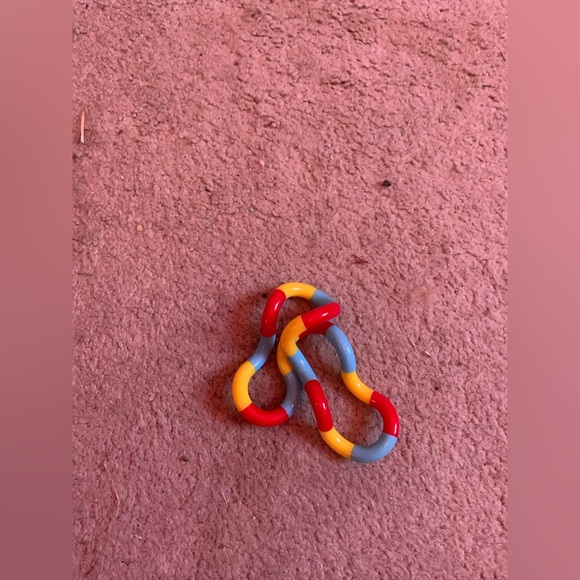 Rainbow pop it’s and fidget toys. - Picture 6 of 13